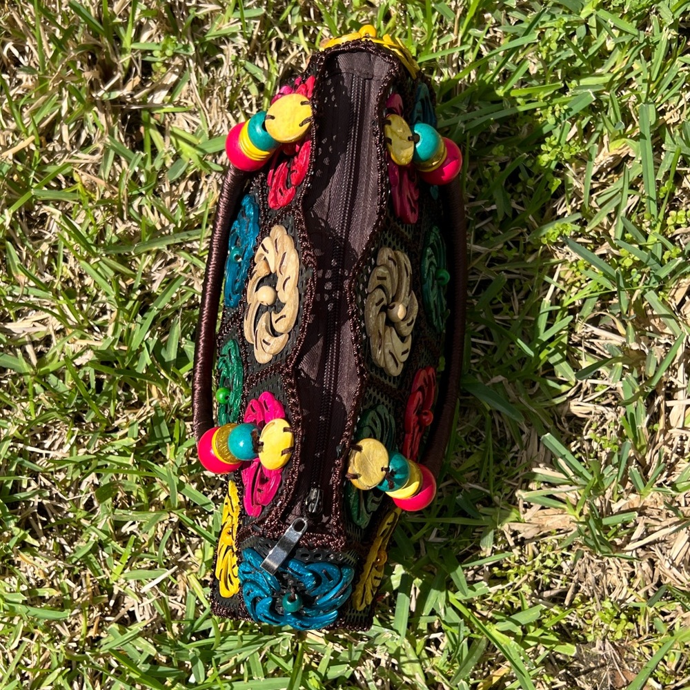 Handcrafted Multicolor Bag - Picture 4 of 10